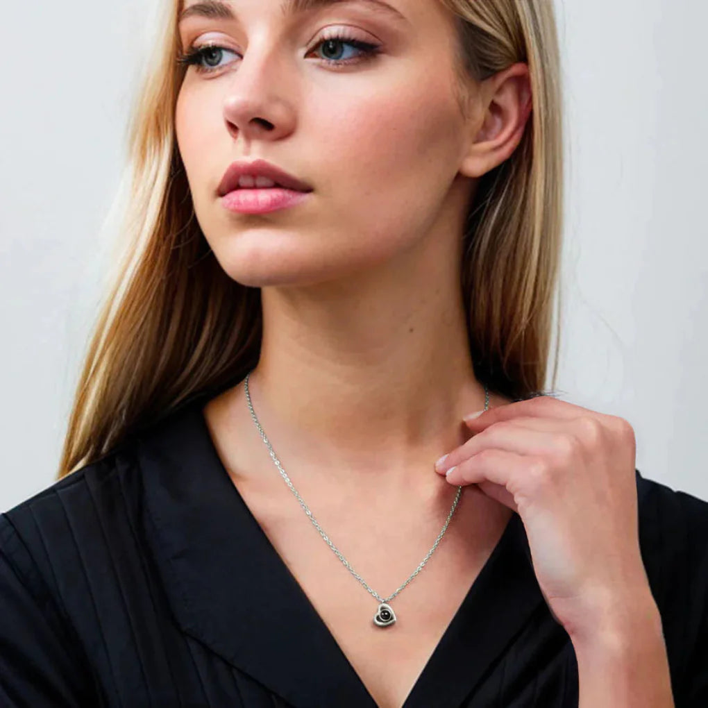 Eternal Rose Gift Box with Heart Photo Projection Necklace